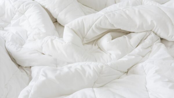 Pielęgnacja kołdry – jak o nią dbać, aby służyła latami?