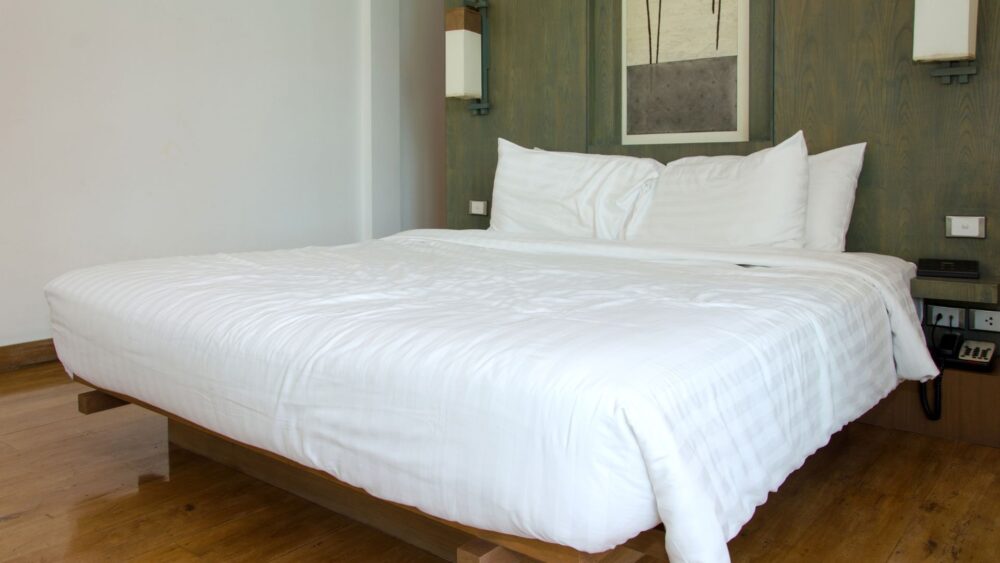 Czy rozmiar kołdry powinien być większy od rozmiaru materaca?